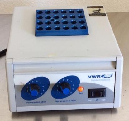 VWR Standard Heatblock Dry Bath/Heat Block Adjustable Temp. Range Ambient-150C-cover