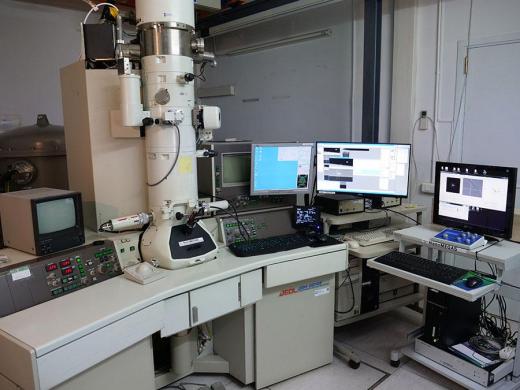 JEOL JEM-2010F-cover