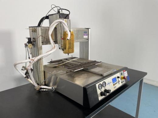 EFD ULTRA TT Series Precision Nano Dispenser for Laboratory Fluid Handling-cover