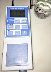 Hach ONE (43800-00) Portable pH Meter with New Electrode, 3 of 10