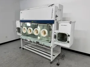 Esco Isoclean Positive 4-Glove Positive Pressure Isolator for Sterile Processing, 2 of 4