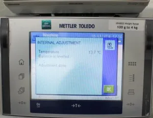 Mettler Toledo XP4002S Precision Balance 4100g Capacity with Touchscreen, 10 of 10
