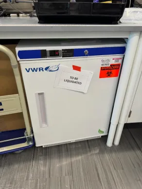 VWR Undercounter Laboratory Refrigerator HCUCBI-0404SAD with Digital Temperature Control