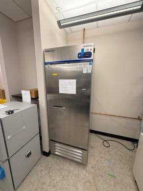 Fisherbrand Isotemp Laboratory Refrigerator-cover