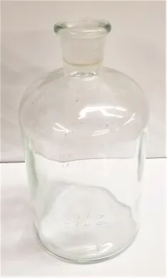 Wheaton 215239 Narrow-Mouth 500mL Borosilicate Glass Reagent Bottle with Glass Stopper
