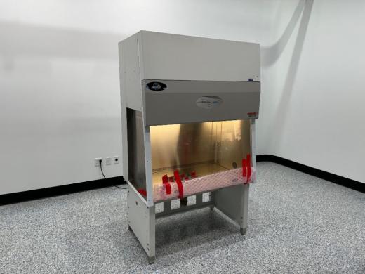 NuAire AireGard ES Vertical Laminar Airflow Work Station, 4-foot model-cover