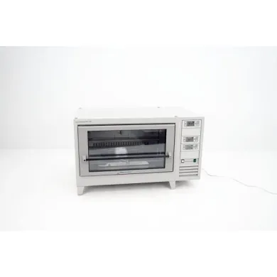 Kuhner ISF1-XC CO2 Incubator Shaker with 12/25/50mm Orbital Throw