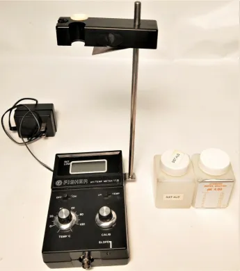 Fisher 119 Model 3D Portable pH-Temperature Meter with Waterproof Design