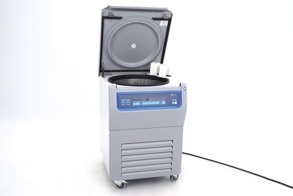 Thermo Scientific ST4RF X4FR Refrigerated Centrifuge with TX-1000 Rotor (2023)