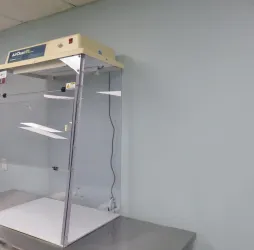AirClean AC643TDB 600 PCR Workstation Dead Air Box with UV Sterilization, 3 of 11