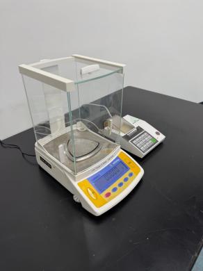 Sartorius Analytical Balance with Mettler Toledo LC-P46 Printer and Integrated Pressure Gauge-cover