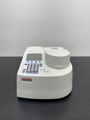 Thermo Fisher Scientific Genesys 10S VIS Spectrophotometer-cover