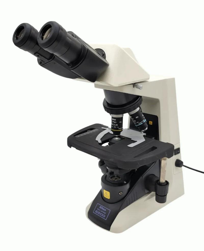 Nikon E200 LED Compound Microscope with 4x, 10x, 40x, 100x Oil Objectives