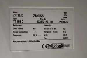 Zanussi ZRT 16 JD Laboratory Refrigerator, 3 of 3