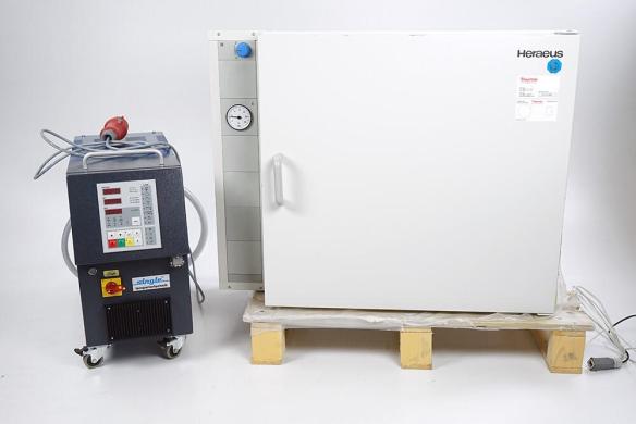Heraeus B6120 F 70°C Drying Oven with Single STW 150/1-3-10-K5 Heating and Cooling Unit-cover