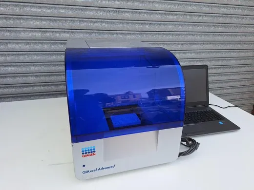 Qiagen QIAxcel Advanced DNA Analyzer with Accessories
