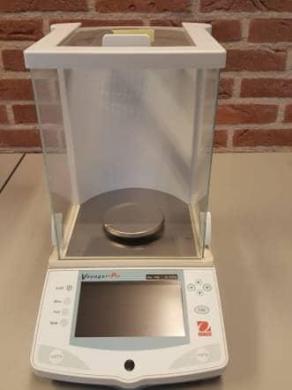 Voyager Pro, Analytical Balance-cover