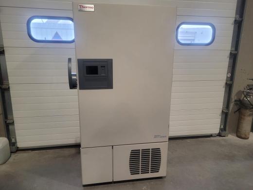 Upright Freezer –85°C Herafreeze HFU T Series-cover