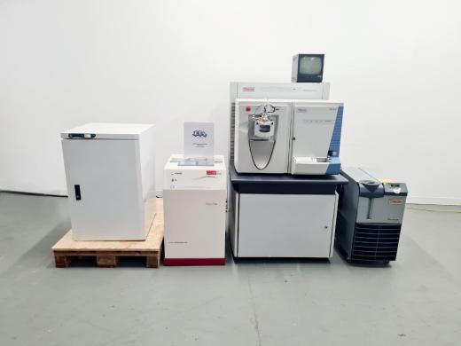 Thermo LTQ Orbitrap Velos mass spectrometer with ThermoFlex900-cover