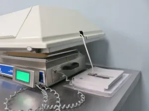 GE Wave Bioreactor 2050EHT with Integrated Wavepod II Controller for Controlled Cell Culture, 4 of 24