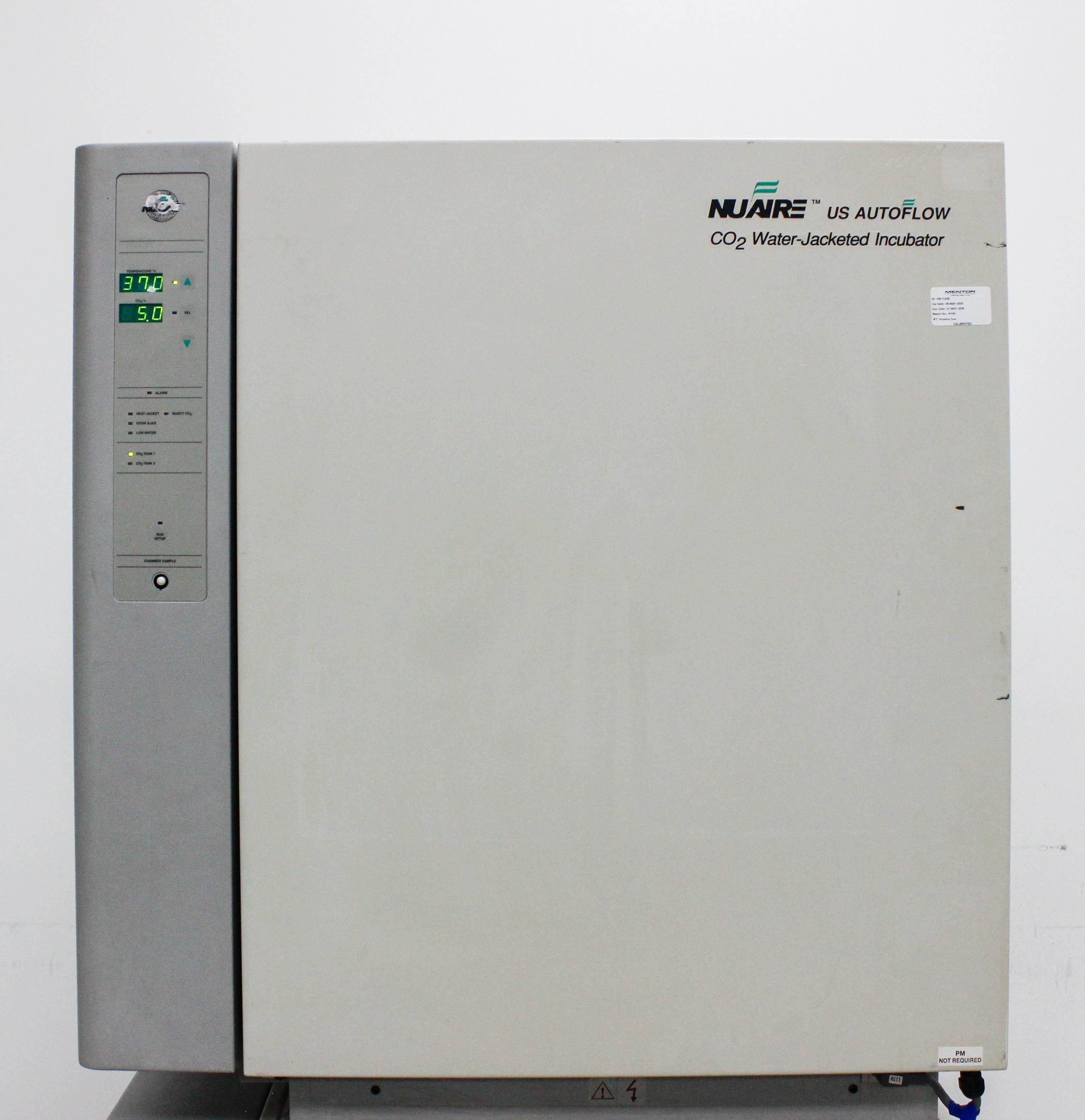 NuAire NU-4750 Dual Stack Water-Jacketed CO2 Incubator with 20-Gallon Capacity
