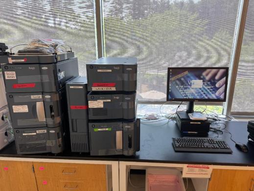 Waters Acquity UPLC System for High-Resolution Liquid Chromatography-cover