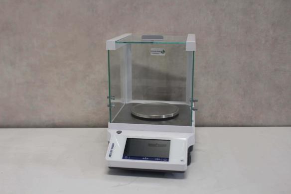 Mettler ME403TE Analytical Balance-cover