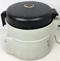 IEC Micro-MB Microcentrifuge with IEC 837 Rotor (12 x 1.5–2 mL), 10 of 13