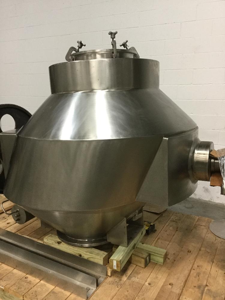 Gemco 30 Cubic Foot Slant Cone Blender XP for Industrial and Biopharmaceutical Blending