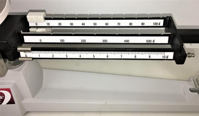 Ohaus 700-800 Series Triple Beam Balance (610g x 0.1g)-cover