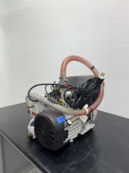 Sogevac SV40BI Rotary Vane Vacuum Pump for Laboratory and Industrial Use, 3 of 4
