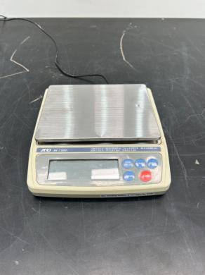 A&D Weighing EK-1200i Everest Compact Digital Laboratory Balance-cover