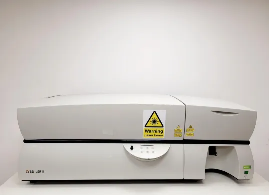 Becton Dickinson BD LSR II Flow Cytometer with FACSFlow Supply System