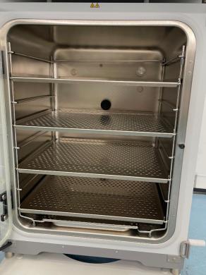 Certified Eppendorf CellExpert Double Stack Incubator Shaker-cover