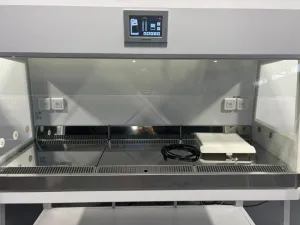 Lamsystem Savvy SL Class II BMB-II Biological Safety Cabinet for Microbiological Containment, 3 of 4