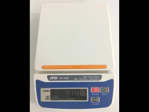 A&D HT-500 Series Compact Precision Scale with 510g Capacity, 2 of 2