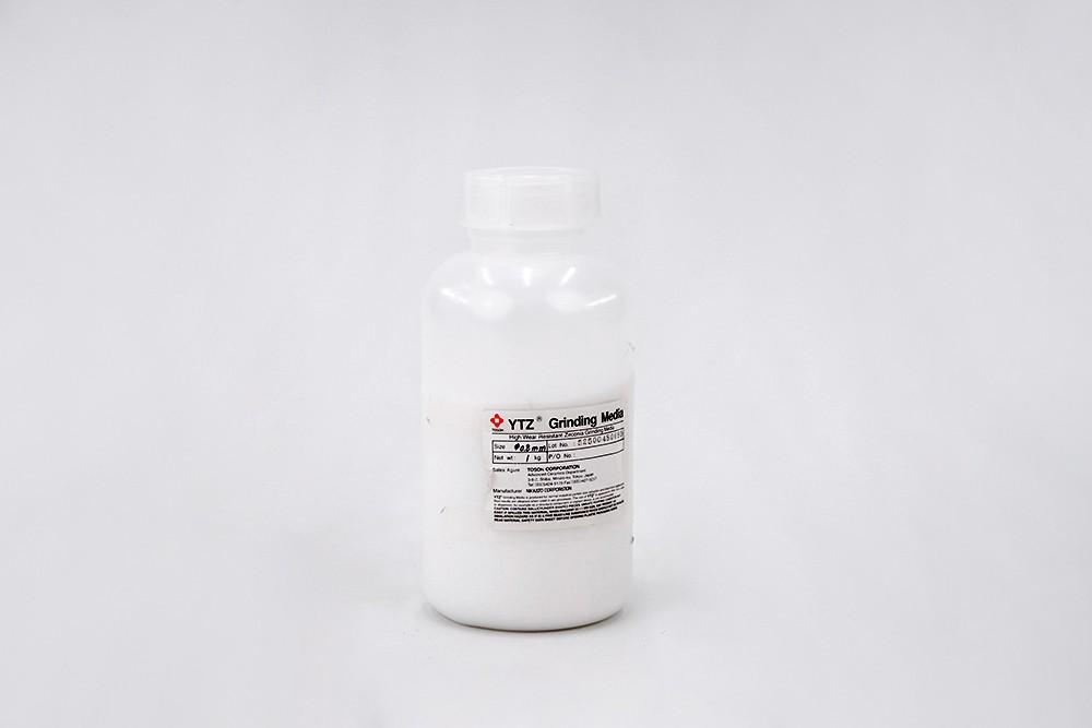 Tosoh YTZ High Wear-Resistant Zirconia Grinding Media 0.8 mm, 5 kg
