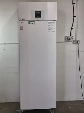 Liebherr Mediline LKPv 6520 Laboratory Refrigerator with Dynamic Forced-Air Cooling