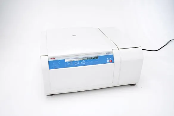 Thermo Scientific Megafuge 40R Refrigerated Centrifuge with TX-750 Rotor Compatibility, 15/50 mL