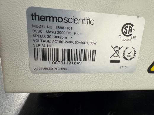 Thermo Scientific MaxQ 2000 CO2 Plus Laboratory Incubator Shaker-cover