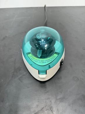 Labnet Mini Centrifuge C1301-LT for Microcentrifuge Tubes-cover