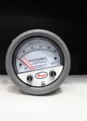 Dwyer A3000 Photohelic Pressure Switch with NPT Connection, 25 psi Max, 4% Accuracy