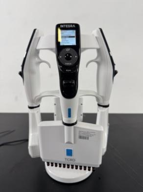 INTEGRA Biosciences Electronic Multichannel Pipettes Set with Dedicated Stand-cover