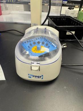 Benchmark myFuge Mini Benchtop Centrifuge with Fixed-Angle Rotor-cover