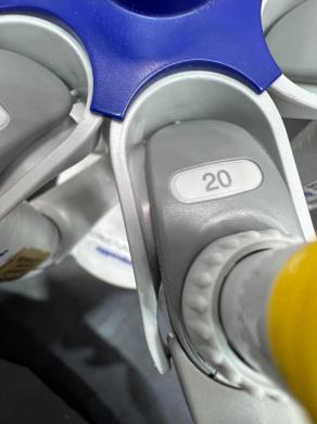 Eppendorf Research Plus Single Channel Pipettes Set of 6 with Rotating Stand-cover