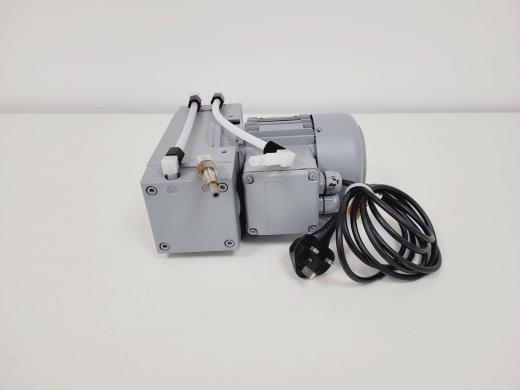 Vacuubrand MZ 2CE Membrane Diaphram Vacuum Pump Lab-cover