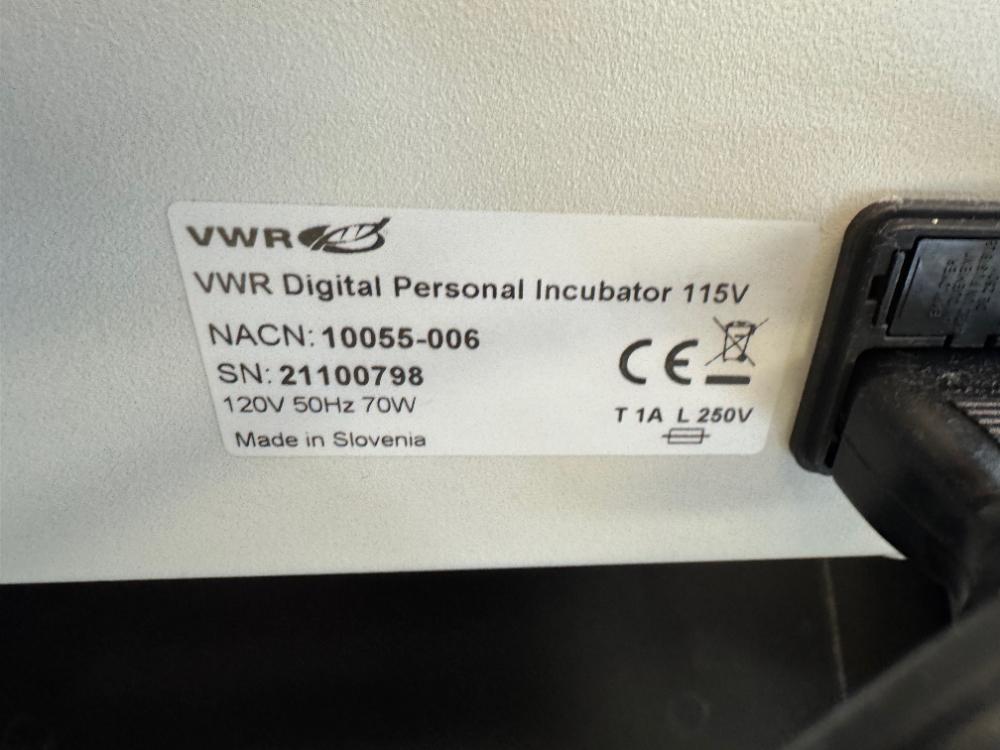 VWR Incu-Line Digital Personal Incubator 10055-006 for Precise Laboratory Temperature Control