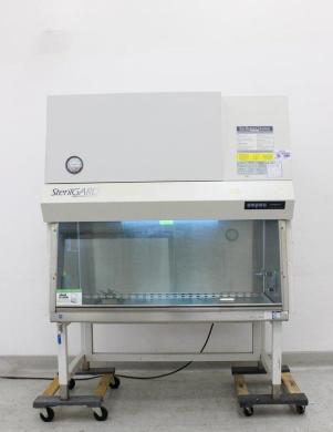 The Baker Company SG503A-HE Biosafety Cabinet with HEPA Filtration and UV Light, 120V-cover