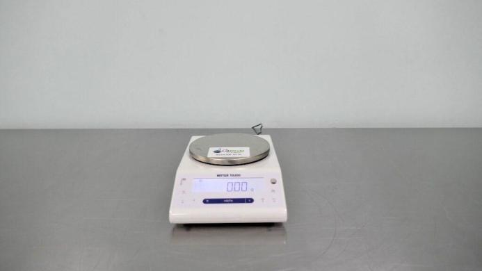 Mettler Toledo NewClassic ML802E Top Loading Digital Laboratory Balance-cover