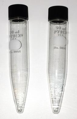 Corning PYREX 8062-50 50 mL Conical Centrifuge Tube with Screw-Cap (Set of 2)-cover
